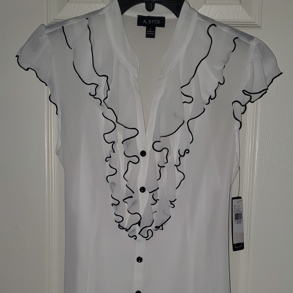 NWT- A. BYER Juniors Blouse Size Large new with tags